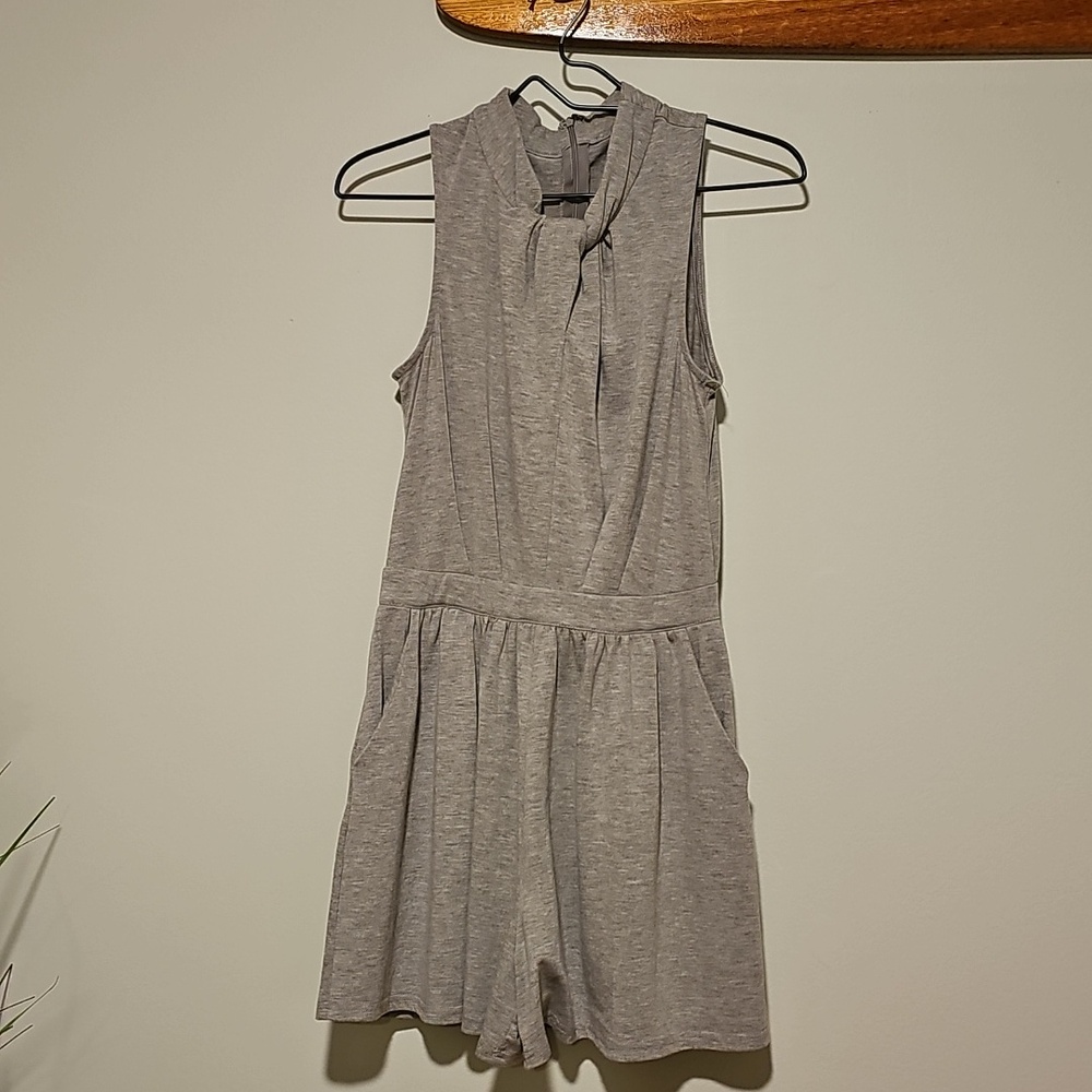 Heathered Gray Very J Romper with Pockets, Small